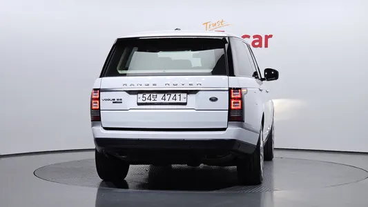 Land Rover 4 5.0 SC Vogue SE 2016 4