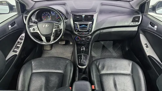 Hyundai () 1.4 VVT 2016 7