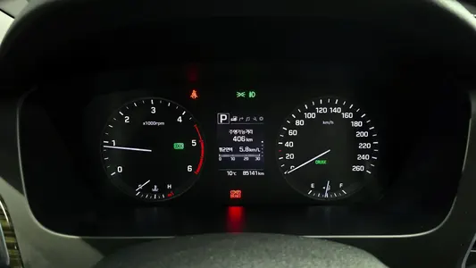Hyundai LF 1.7 2016 8