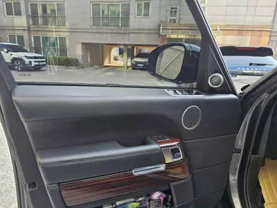 Land Rover 4 4.4 SDV8 Vogue SE 2015 6
