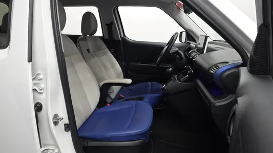 Hyundai Casper 2022 11