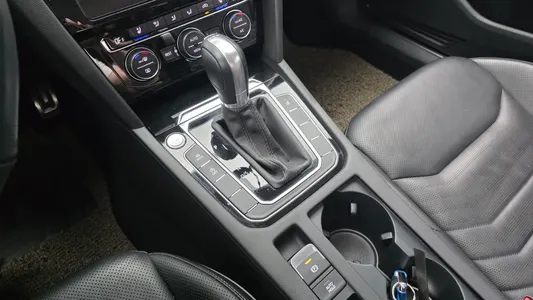Volkswagen 아테온 2.0 TDI 2019 9