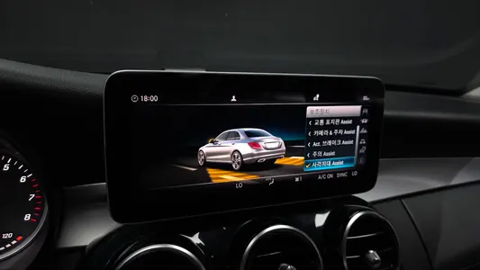 Mercedes-Benz C-Class W205 C200 2019 15