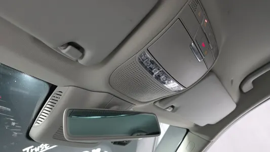 Mercedes-Benz C-Class W205 C200 2019 18