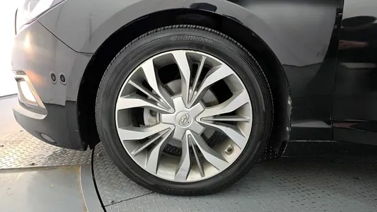 Hyundai LF 2.0 2014 5