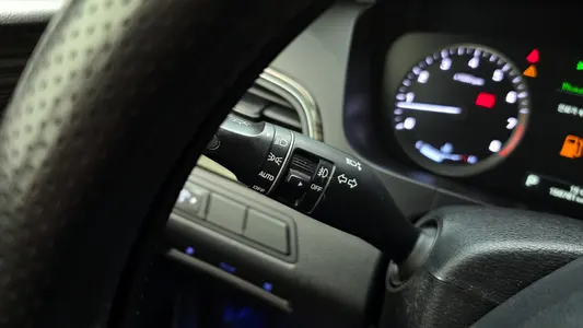 Hyundai LF 2.0 2014 16