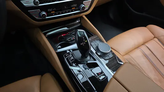 BMW 5 Series (G30) 520i 2021 9