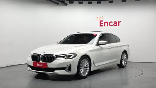 BMW 5 Series (G30) 520i 2021