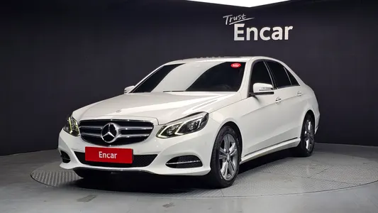Mercedes-Benz E-Class W212 E220 CDI 2013