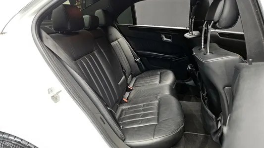 Mercedes-Benz E-Class W212 E220 CDI 2013 11