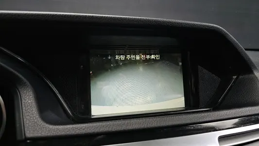 Mercedes-Benz E-Class W212 E220 CDI 2013 14