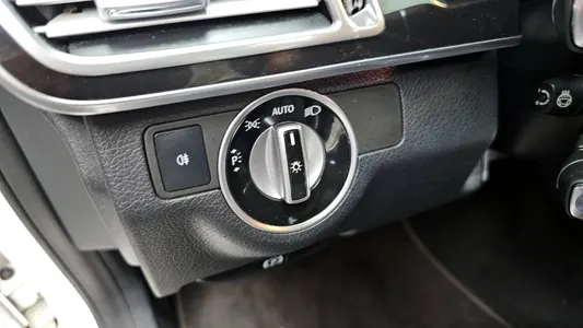 Mercedes-Benz E-Class W212 E220 CDI 2013 15