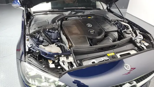 Mercedes-Benz C-Class W206 C300 AMG Line 2022 6