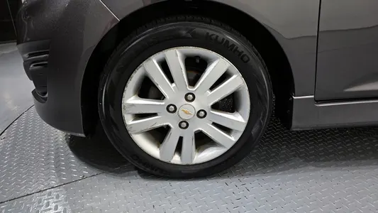 Chevrolet Spark S 2013 5