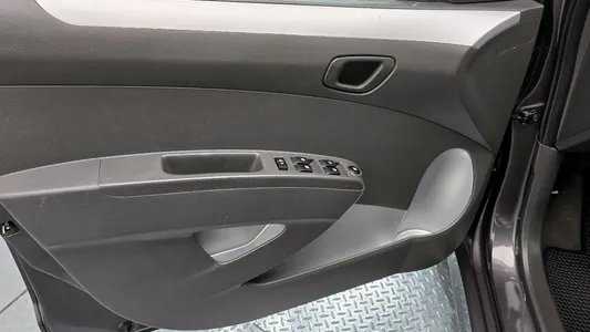 Chevrolet Spark S 2013 24