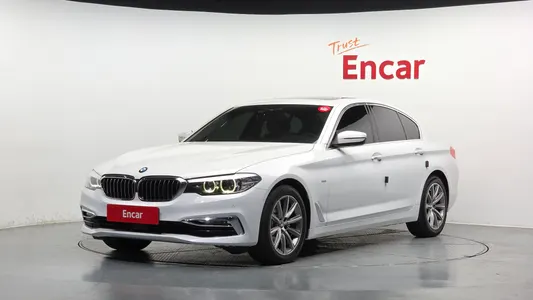 BMW 5 Series (G30) 520i 2018