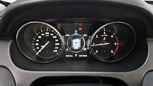 Land Rover 디스커버리 스포츠 2.0 TD4 SE 2017 8