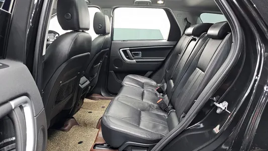 Land Rover 디스커버리 스포츠 2.0 TD4 SE 2017 11