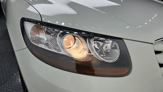 Hyundai CM 2WD(2.0 e-VGT) MLX 2011 22