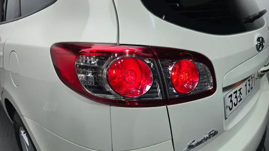 Hyundai CM 2WD(2.0 e-VGT) MLX 2011 23