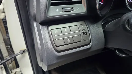 KG Mobility 티볼리 아머 2WD 2018 15