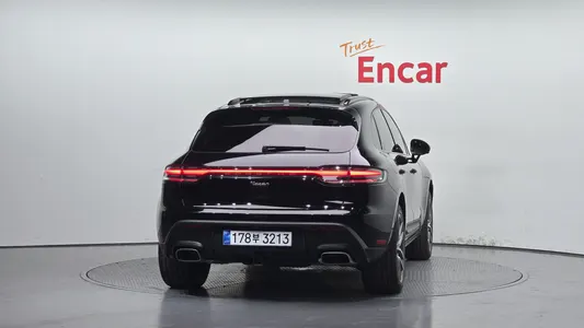 Porsche 마칸 2.0 2024 4