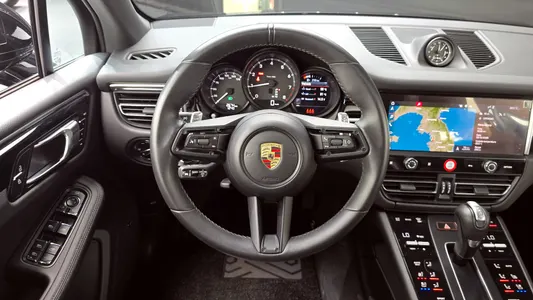 Porsche 마칸 2.0 2024 13
