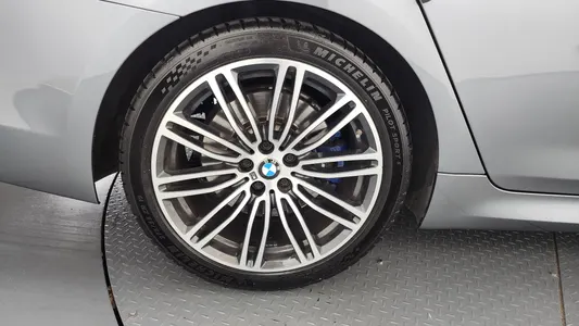 BMW 5 Series (G30) 530i M 2019 5