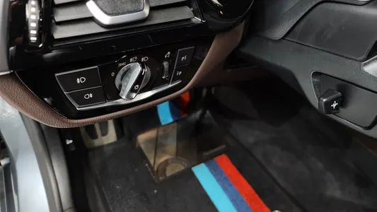 BMW 5 Series (G30) 530i M 2019 27