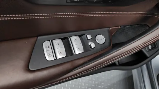 BMW 5 Series (G30) 530i M 2019 29