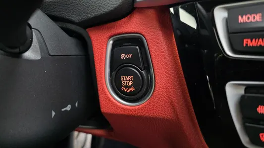 BMW 4 Series (F32) 430i M 2019 30