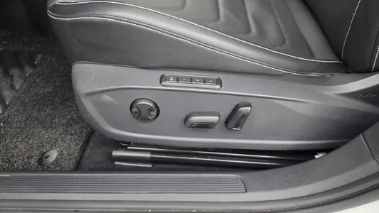 Volkswagen 7 1.5 TSI 2023 31