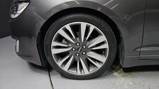 Lincoln MKZ 2017 5