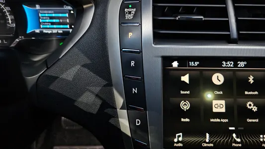 Lincoln MKZ 2017 9