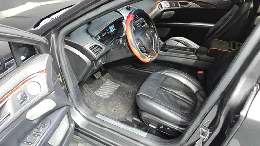 Lincoln MKZ 2017 10