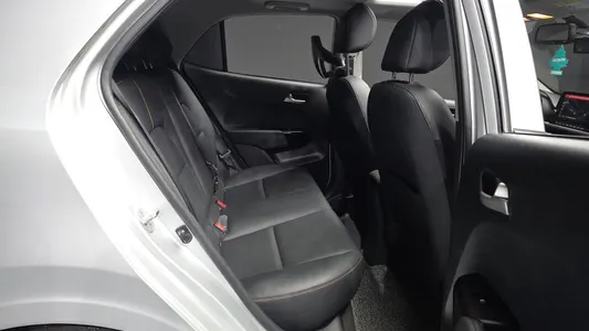 Kia (JA) 2021 12