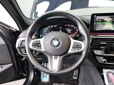 BMW 5 Series (G30) 520i M 2021 13