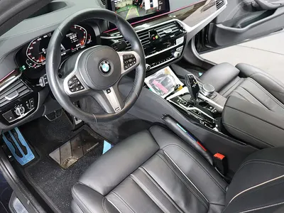 BMW 5 Series (G30) 520i M 2021 16