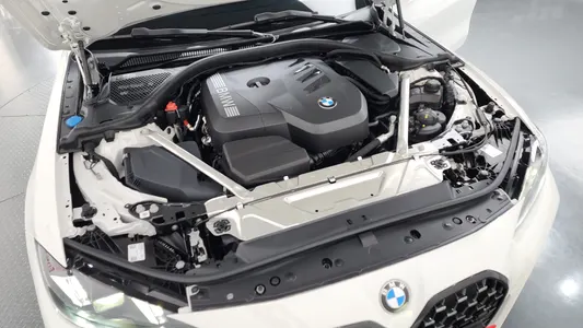 BMW 4 Series (G22) 420i M 2025 6
