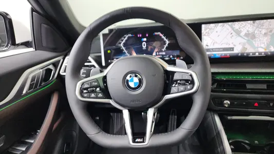 BMW 4 Series (G22) 420i M 2025 13