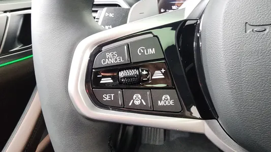 BMW 4 Series (G22) 420i M 2025 16