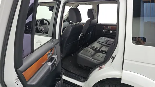 Land Rover 4 3.0 SDV6 HSE 2014 11