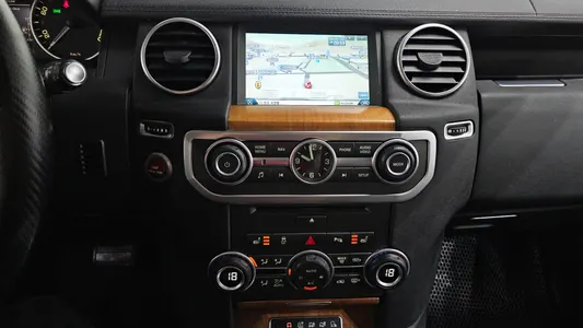 Land Rover 4 3.0 SDV6 HSE 2014 13