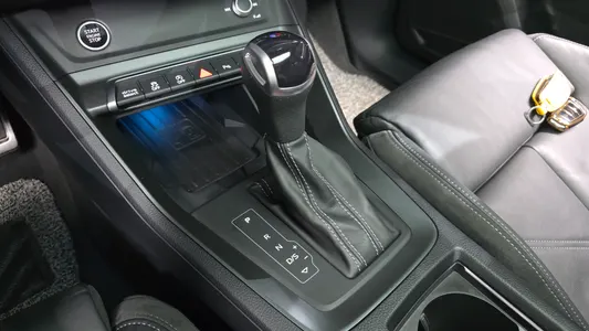 Audi Q3 (F3) 35 TDI 2023 9