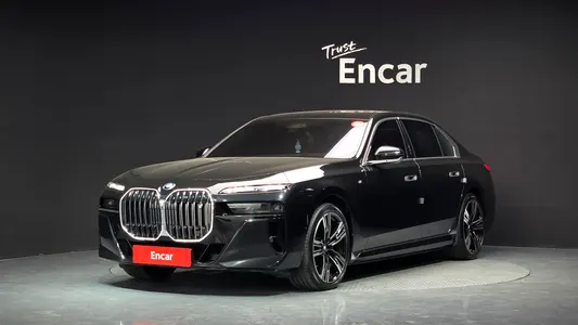 BMW i7 (G70) xDrive 60 M 2023