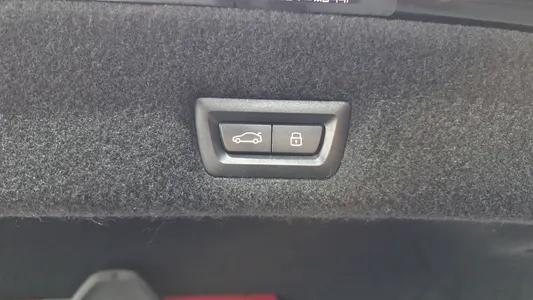 BMW i7 (G70) xDrive 60 M 2023 17