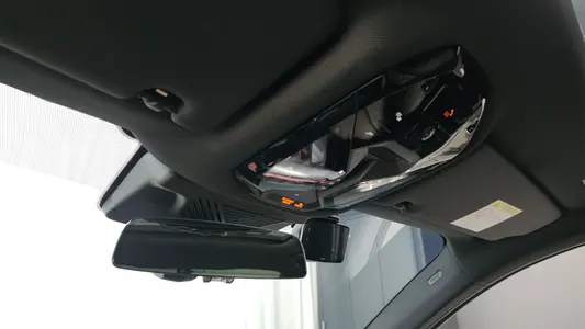BMW 5 Series (G60) 520i M 2025 27