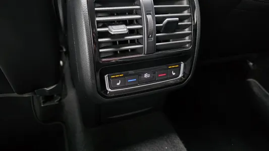 Volkswagen GT(B8) 2.0 TDI 2021 32