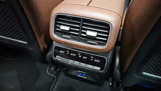 Mercedes-Benz GLE-Class W167 GLE450 4MATIC 2025 31