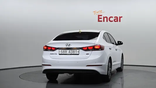 Hyundai AD 1.6 GDI 2017 4